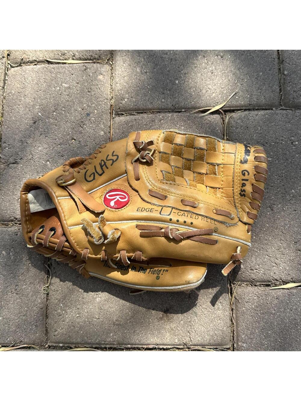 Mark McGwire Rawlings Glove RBG B24 Youth Baseball Right Thrower, Leather (C8)